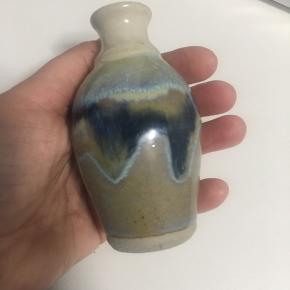 Lidded vessel - Picture 5 of 7